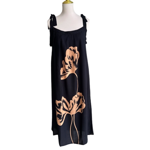 0052/   Black Tie on Shoulder Dress With Flower Pattern - Picture 6 of 6